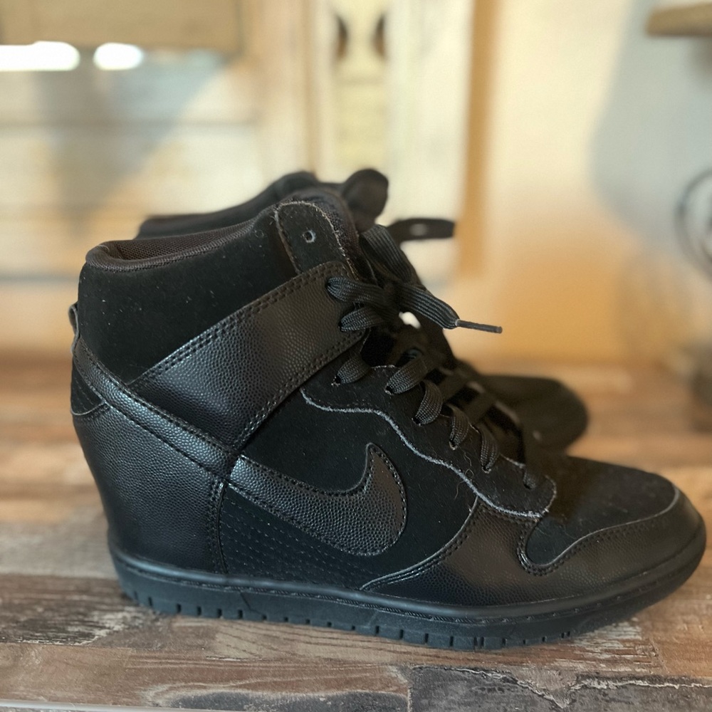 Black Nike Dunk Sky High Wedge